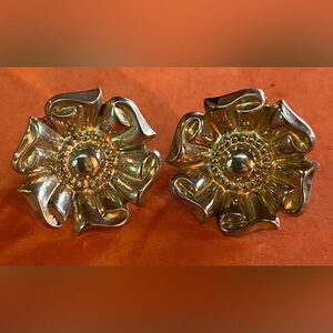 Vintage Women’s Earrings Sterling Silver Flowers Screw Backs Huggies